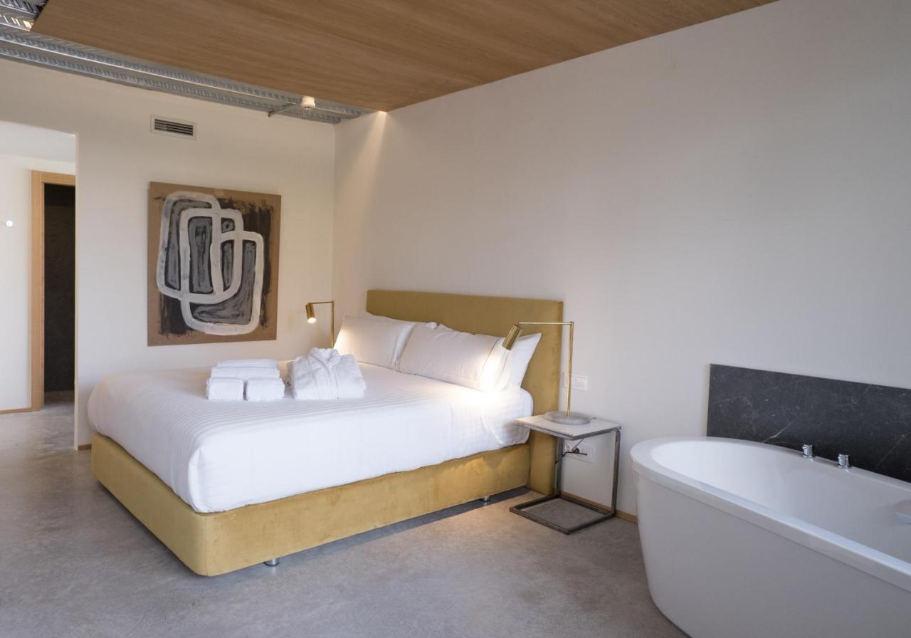 Box Art Alpino Hotel นาวาเซร์ราดา ภายนอก รูปภาพ